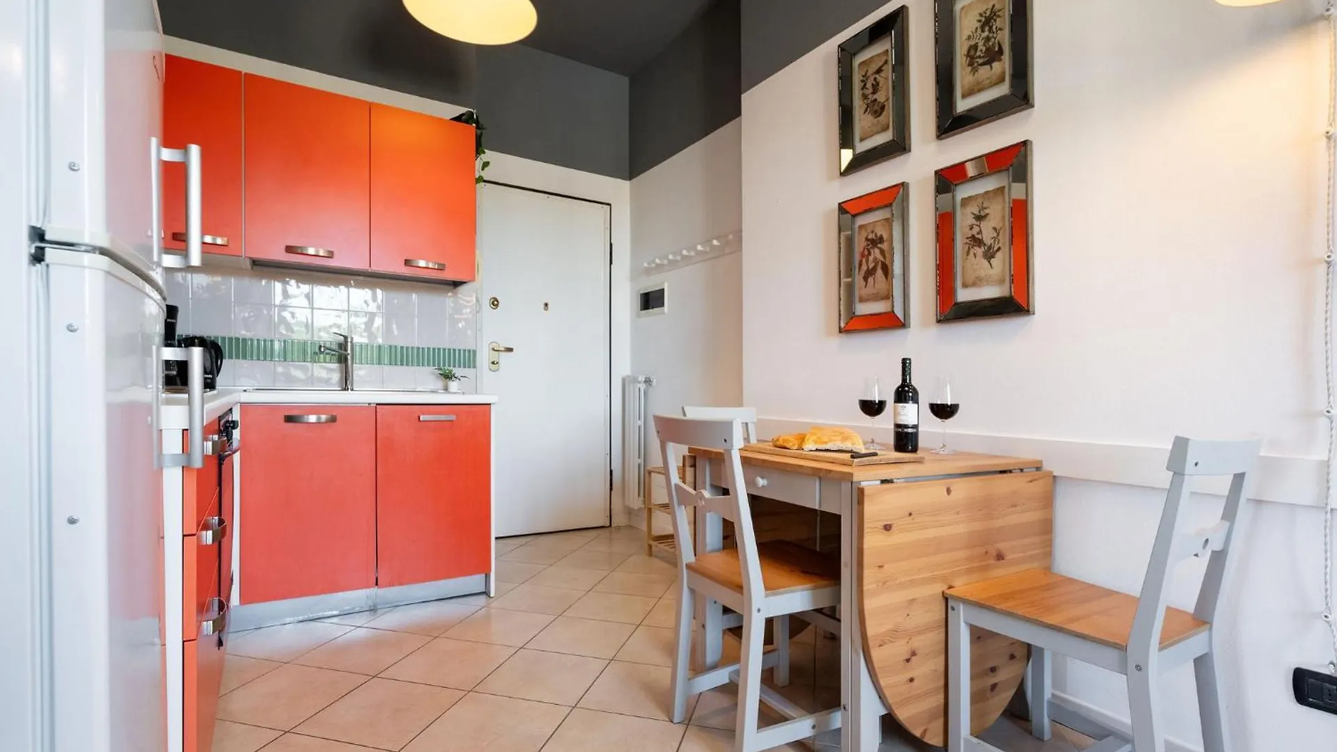 Via Lorenzo Di Credi 3 - Grazioso Appartamento Con Vista, In Piazza Alberti Vicino Stadio, Nelson Mandela Forum E Con Parcheggio Di Fronte - Florence Charming Apartments