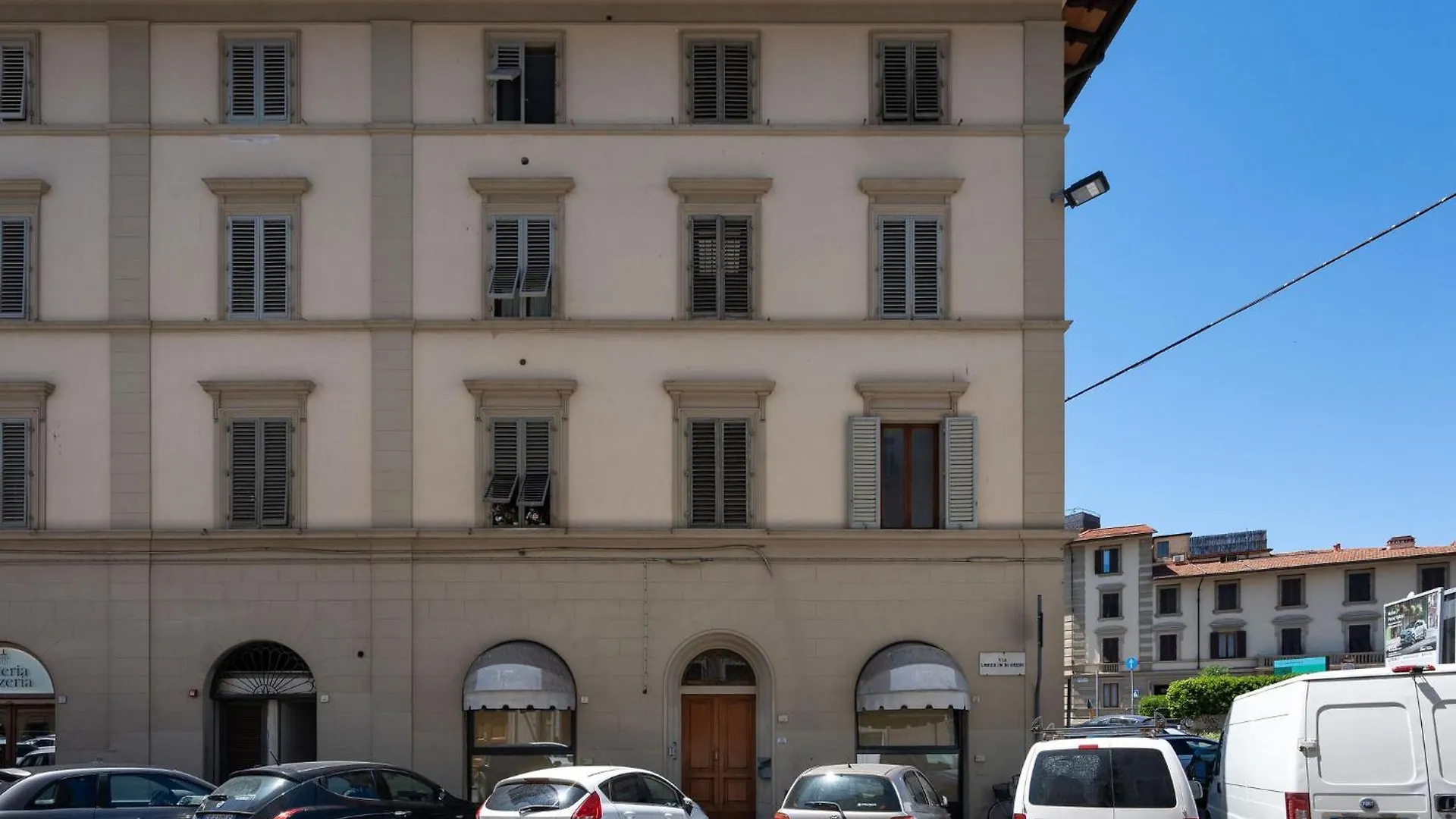 Via Lorenzo Di Credi 3 - Grazioso Appartamento Con Vista, In Piazza Alberti Vicino Stadio, Nelson Mandela Forum E Con Parcheggio Di Fronte - Florence Charming Apartments