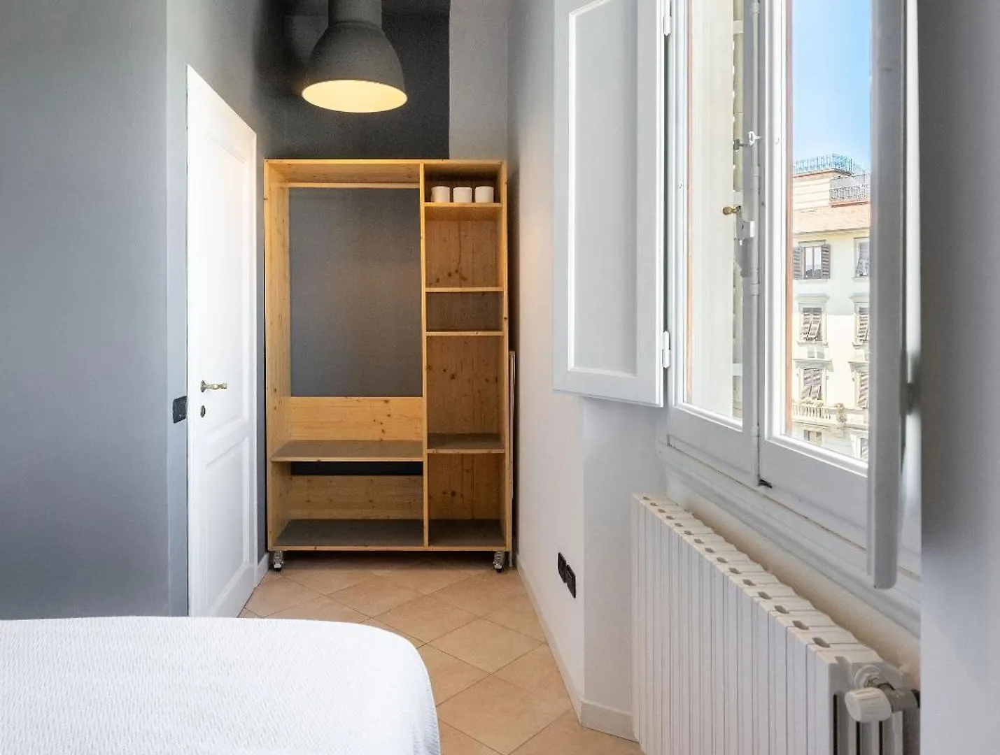 Via Lorenzo Di Credi 3 - Grazioso Appartamento Con Vista, In Piazza Alberti Vicino Stadio, Nelson Mandela Forum E Con Parcheggio Di Fronte - Florence Charming Apartments