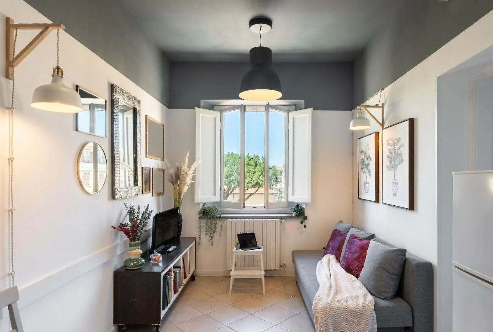 Via Lorenzo Di Credi 3 - Grazioso Appartamento Con Vista, In Piazza Alberti Vicino Stadio, Nelson Mandela Forum E Con Parcheggio Di Fronte - Florence Charming Apartments